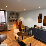 5 Chambres En Ville